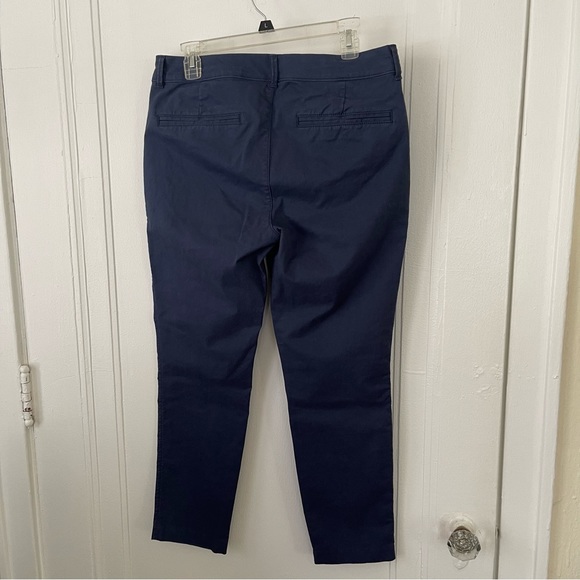 Old Navy navy pixie pants - Picture 2 of 5
